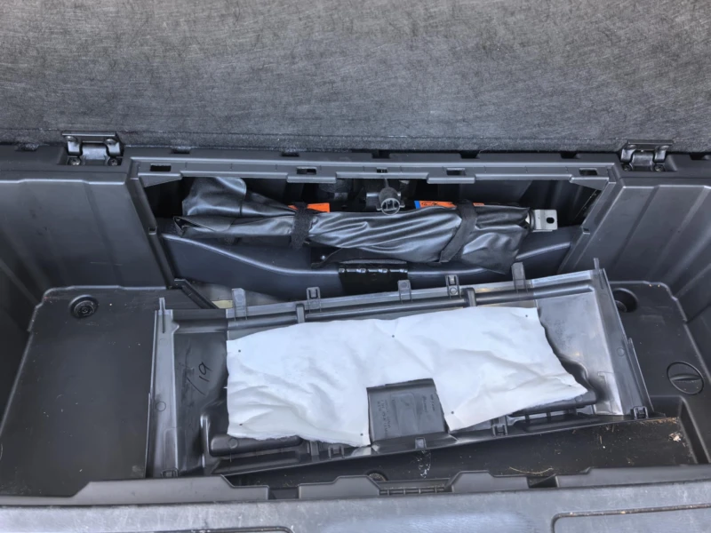 Nissan Pathfinder facelift 3.5i, снимка 14 - Автомобили и джипове - 52540330