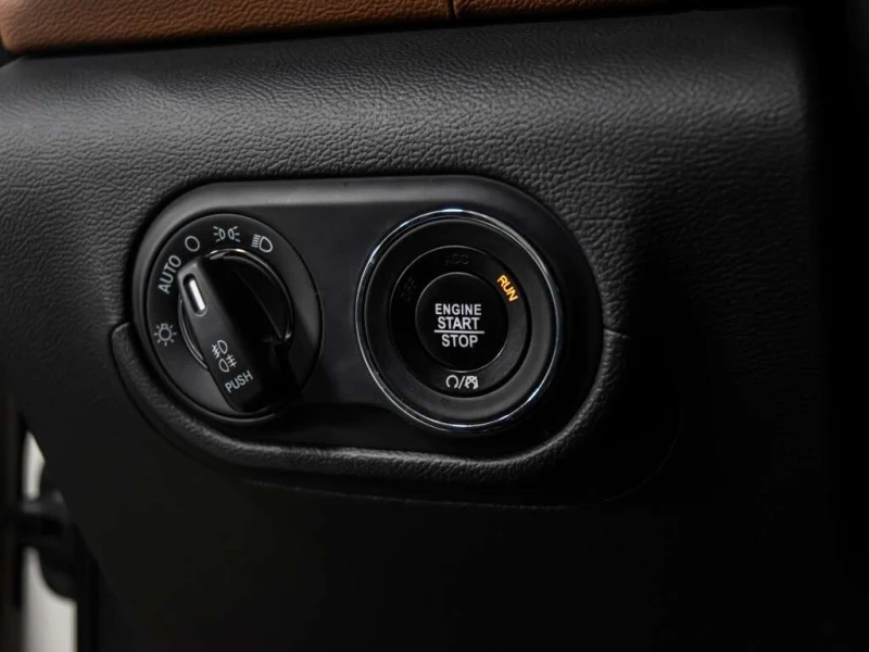 Maserati Levante * M161 * CARFAX * ЦЕНА ДО БГ, снимка 11 - Автомобили и джипове - 53234771