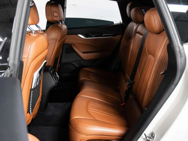 Maserati Levante * M161 * CARFAX * ЦЕНА ДО БГ, снимка 17 - Автомобили и джипове - 53234771