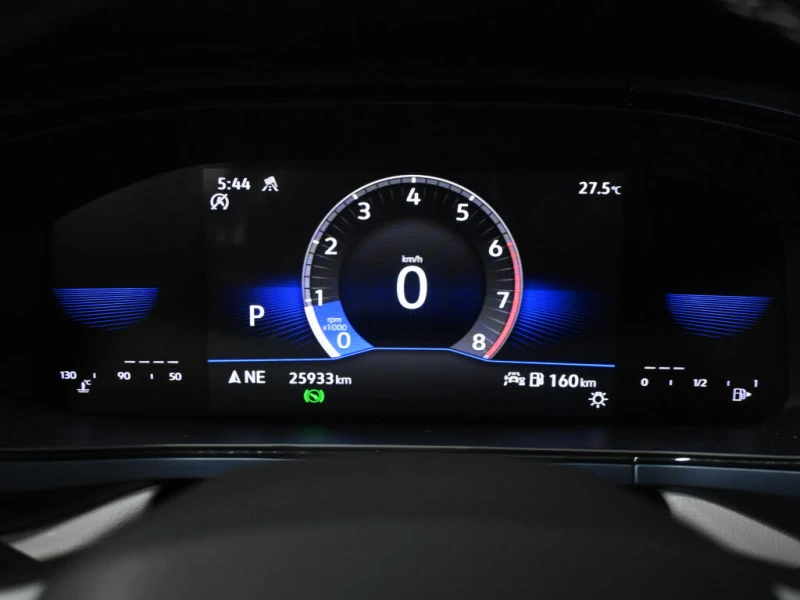 VW Taos Comfortline* 4Motion* АВТОКРЕДИТ* (ЦЕНА ДО БГ)* , снимка 13 - Автомобили и джипове - 53421805