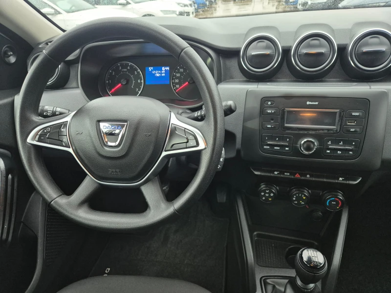 Dacia Duster N1-4х4 M/T 1.5 DCI, снимка 14 - Автомобили и джипове - 53424329