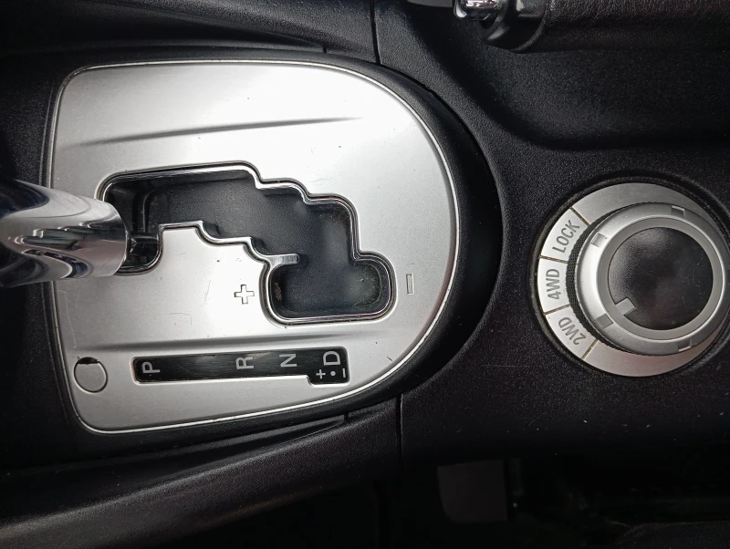 Citroen C-Crosser 2.4i ЛИЗИНГ , снимка 13 - Автомобили и джипове - 53424895