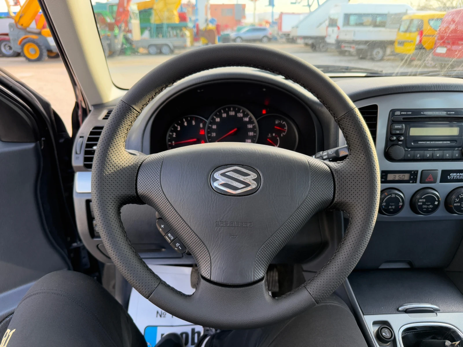 Suzuki Vitara 2.0TDI* НАЛИЧЕН* ДЪЛГА БАЗА* КЛИМАТИК* ПЕРФЕКТЕН*  - изображение 8