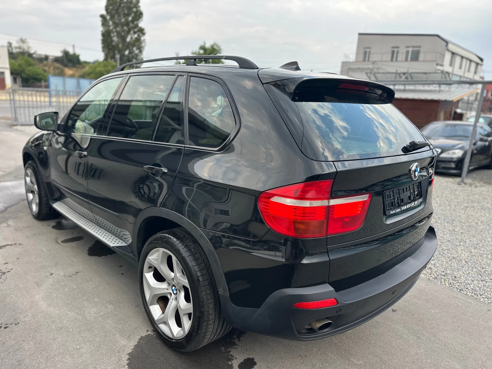 BMW X5 3.0d 235к.с SportPack - изображение 3