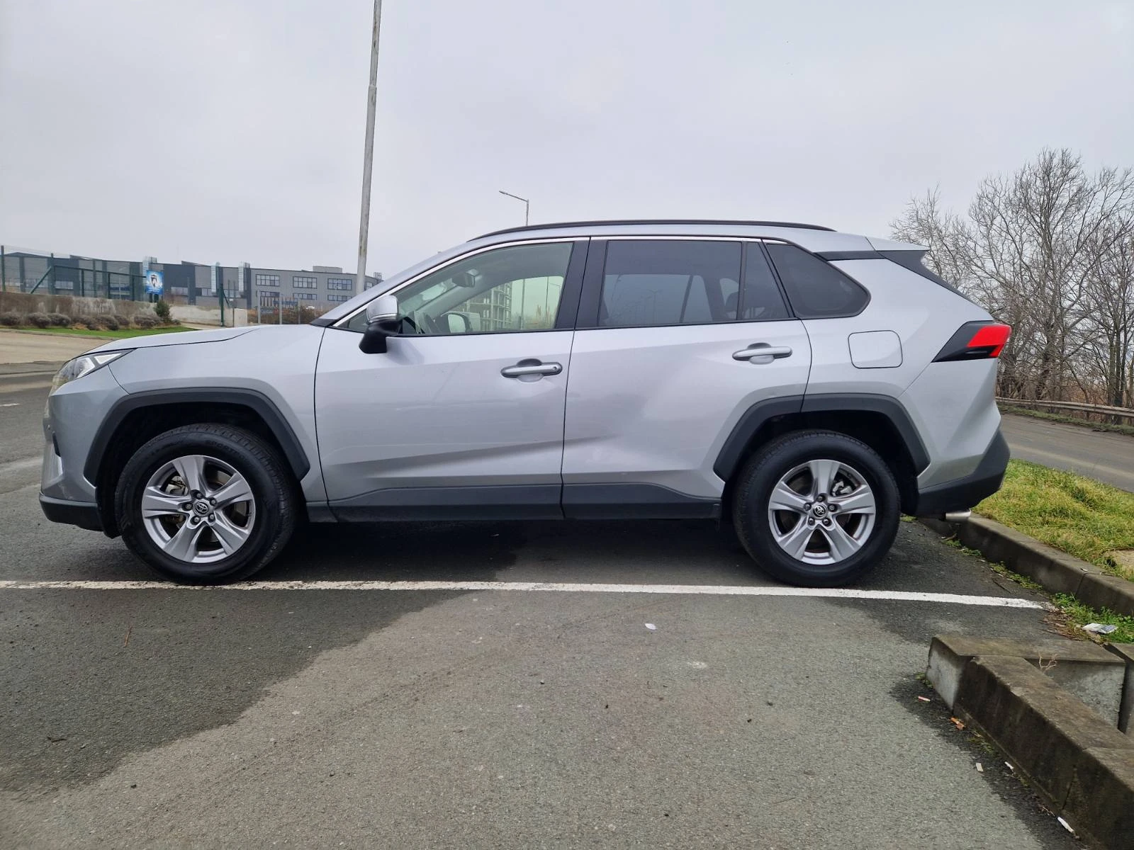 Toyota Rav4 Dynamic Business - изображение 8