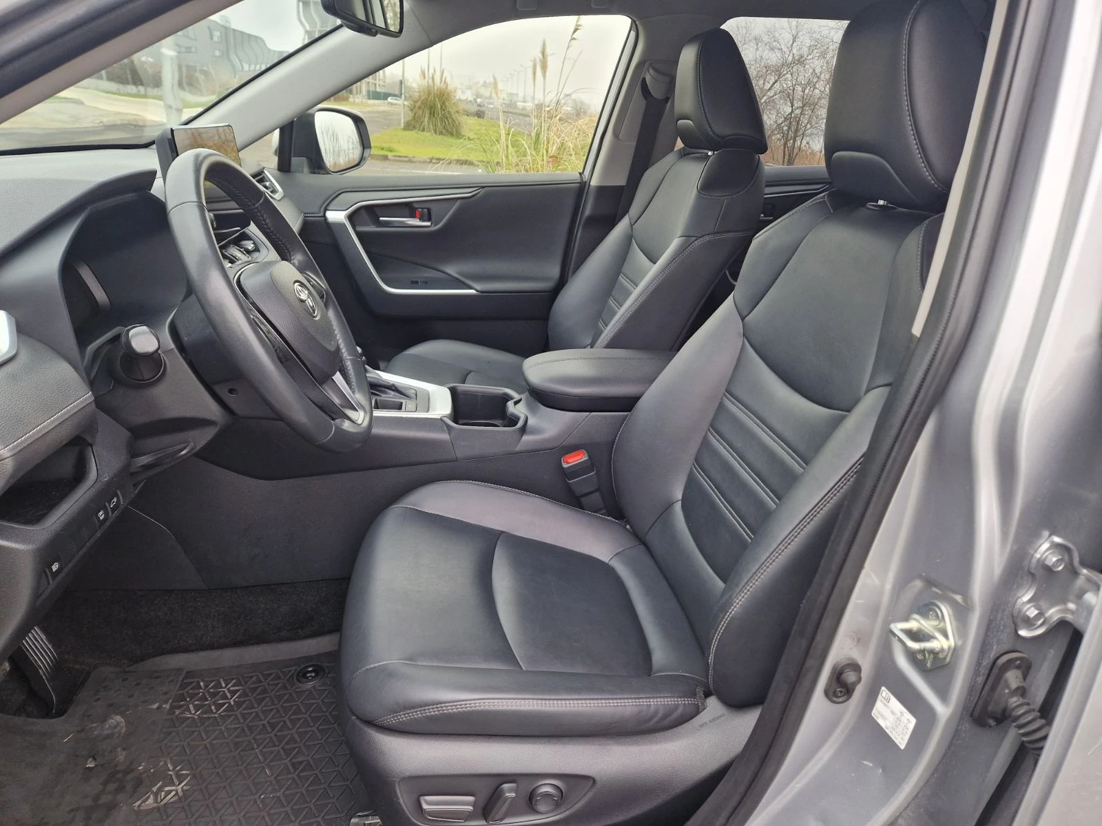 Toyota Rav4 Dynamic Business - изображение 10