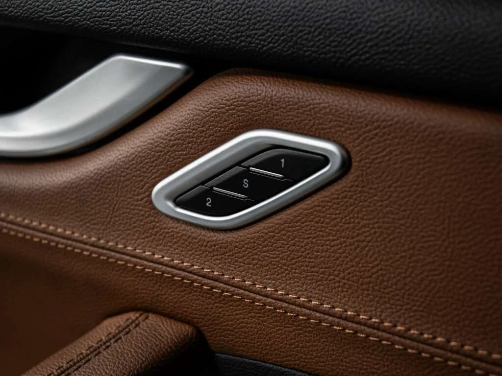 Maserati Levante * M161 * CARFAX * ���� �� �� | Mobile.bg � ����������� 13