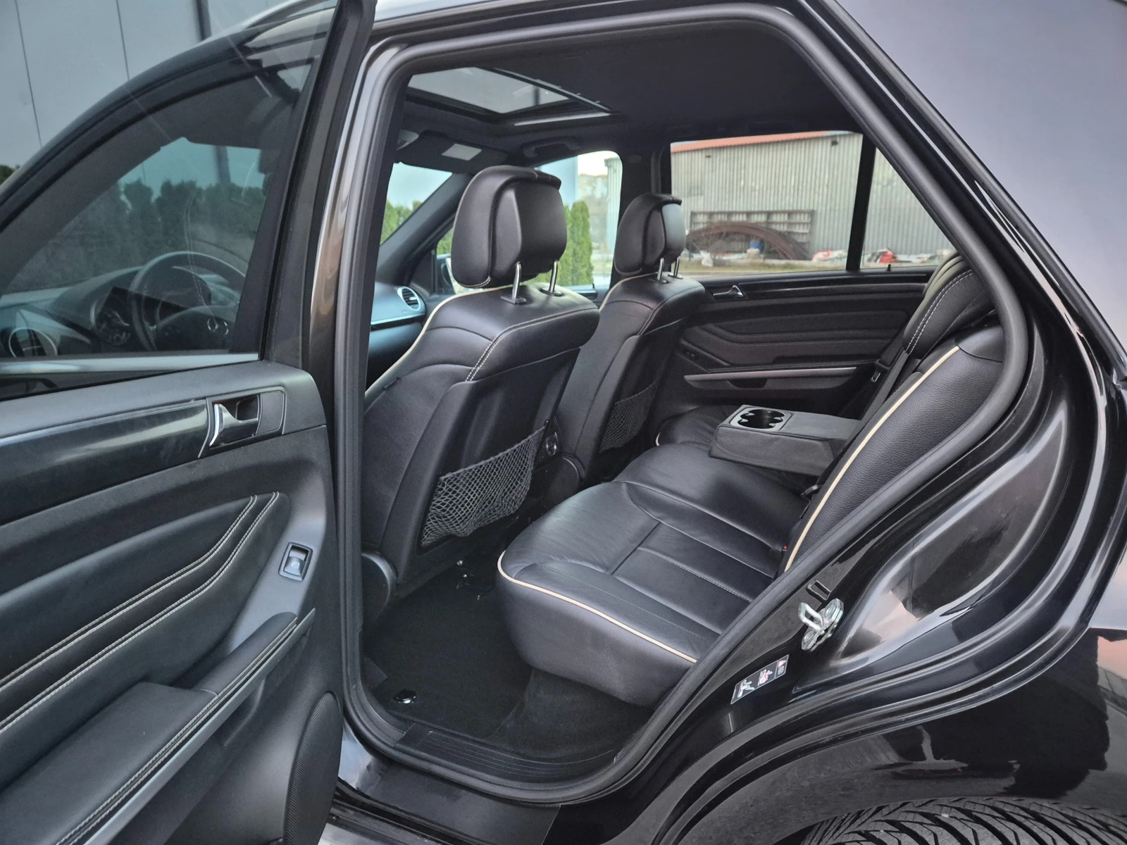 Mercedes-Benz ML 350 350 ML350CDI 231ks. Sport packet , снимка 12 - Автомобили и джипове - 54004178