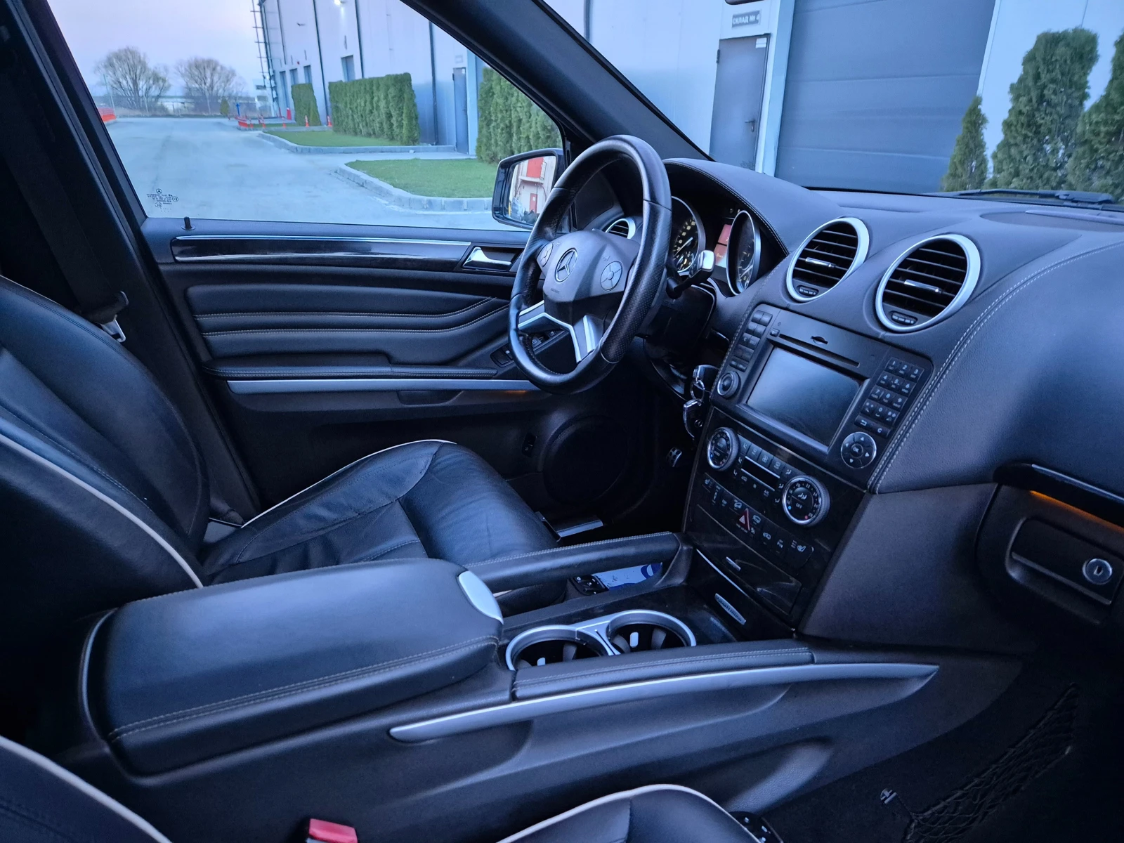 Mercedes-Benz ML 350 350 ML350CDI 231ks. Sport packet , снимка 14 - Автомобили и джипове - 54004178