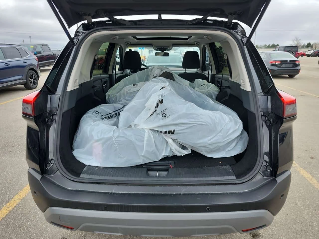 Nissan Rogue SV Пано/CARFAX/Подгрев/Keyless/ Navi/2 Ключа/+ ГУМ, снимка 12 - Автомобили и джипове - 54120339