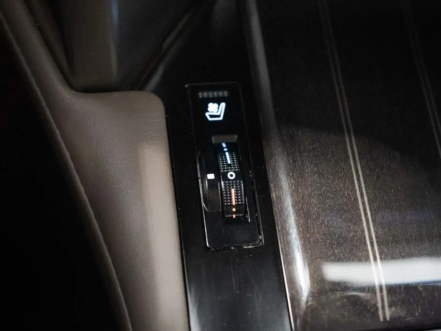 Lexus GX 460 DISTRONIC * ОБДУХ * 4WD * 360 КАМЕРА * 2021 * , снимка 9 - Автомобили и джипове - 54721671