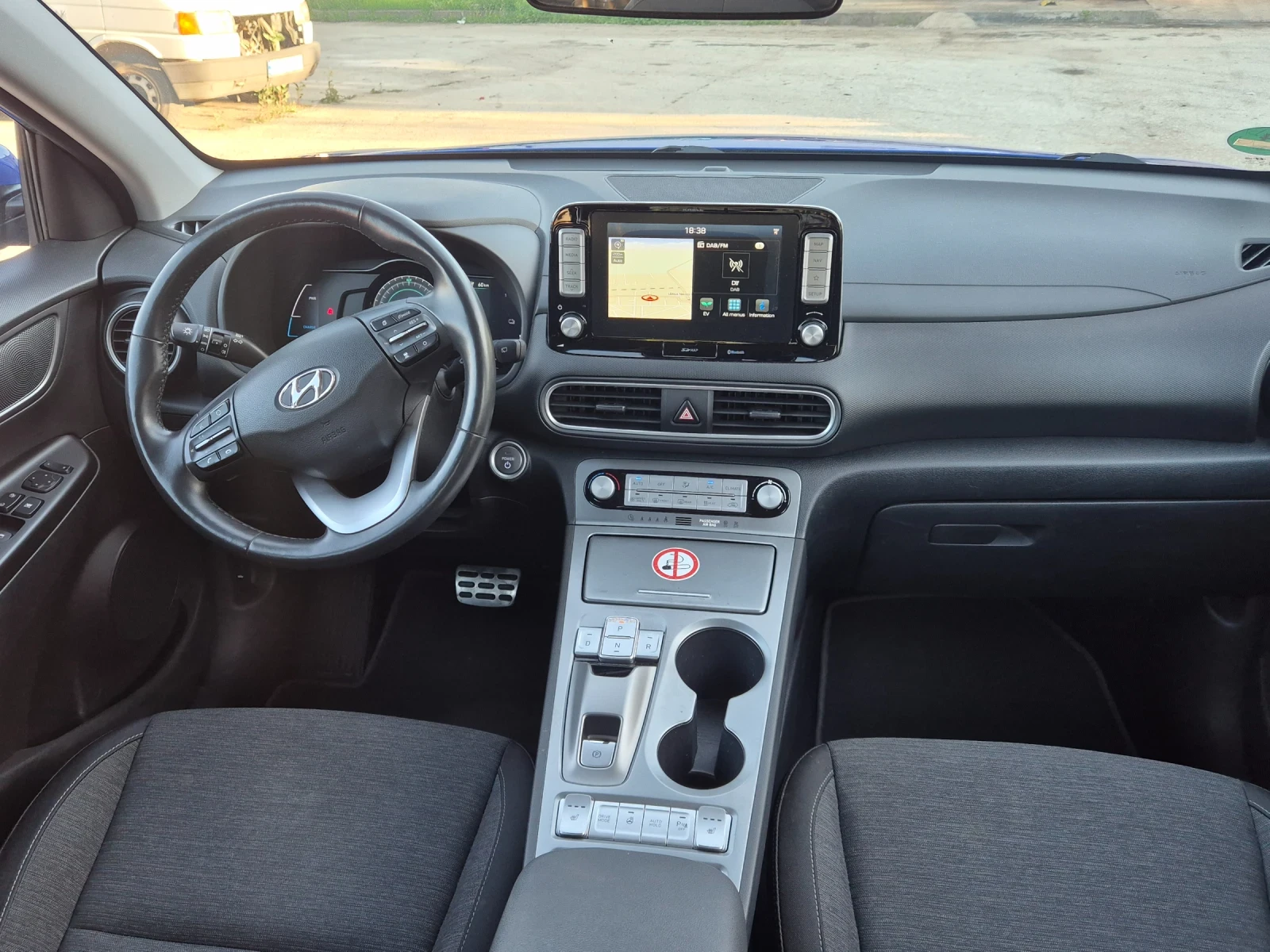 Hyundai Kona Top, снимка 9 - Автомобили и джипове - 54936567
