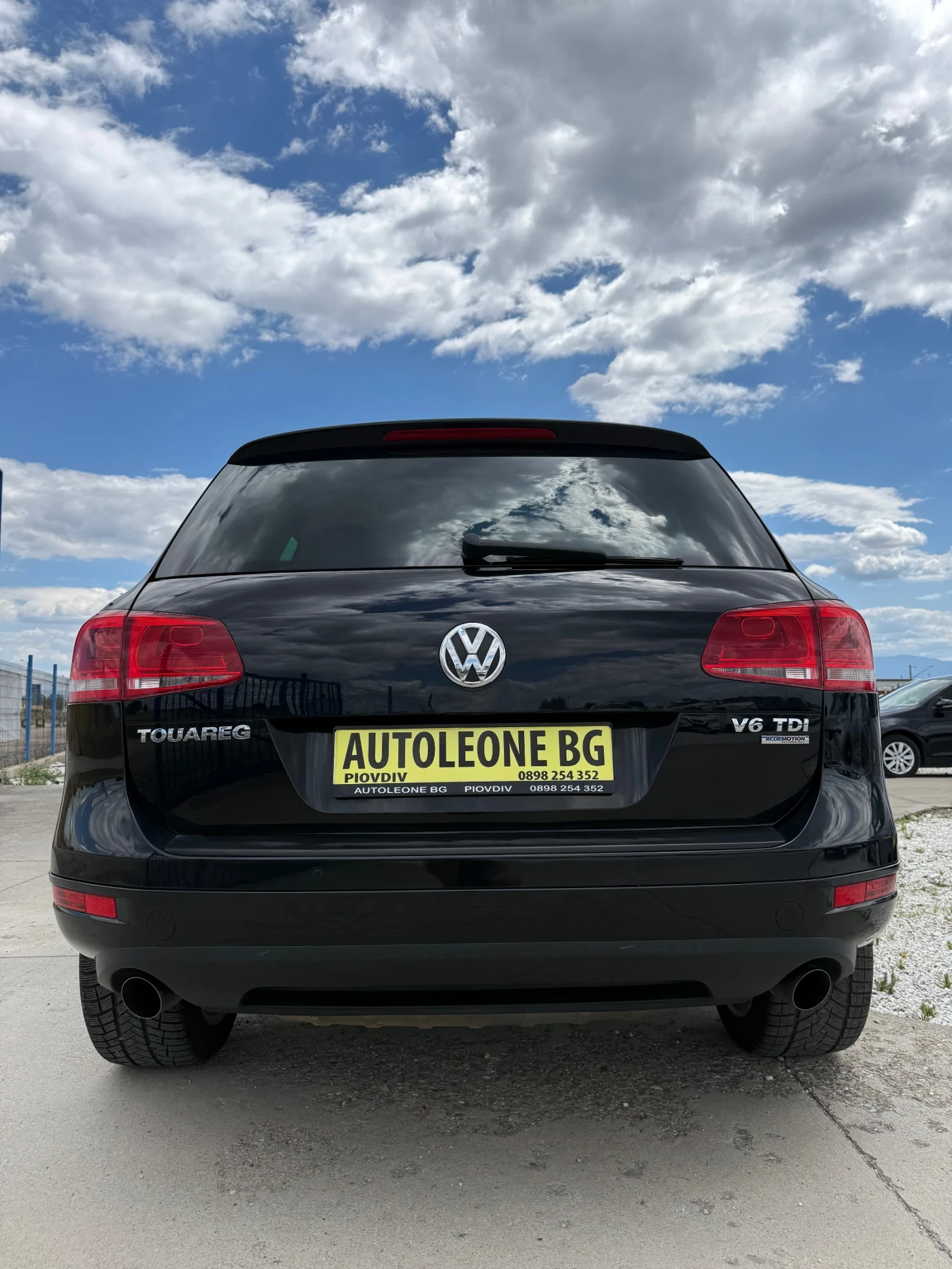 VW Touareg 3.0 TDi, снимка 5 - Автомобили и джипове - 55282938