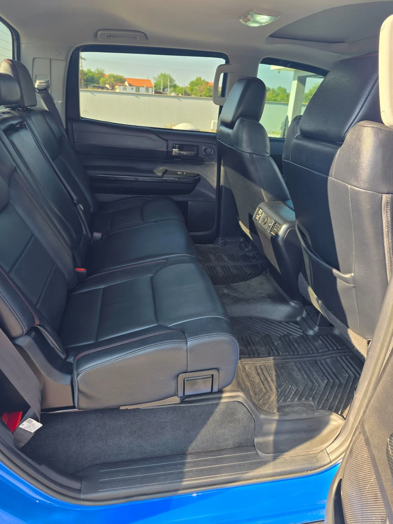 Toyota Tundra TRD PRO, снимка 8 - Автомобили и джипове - 55733014
