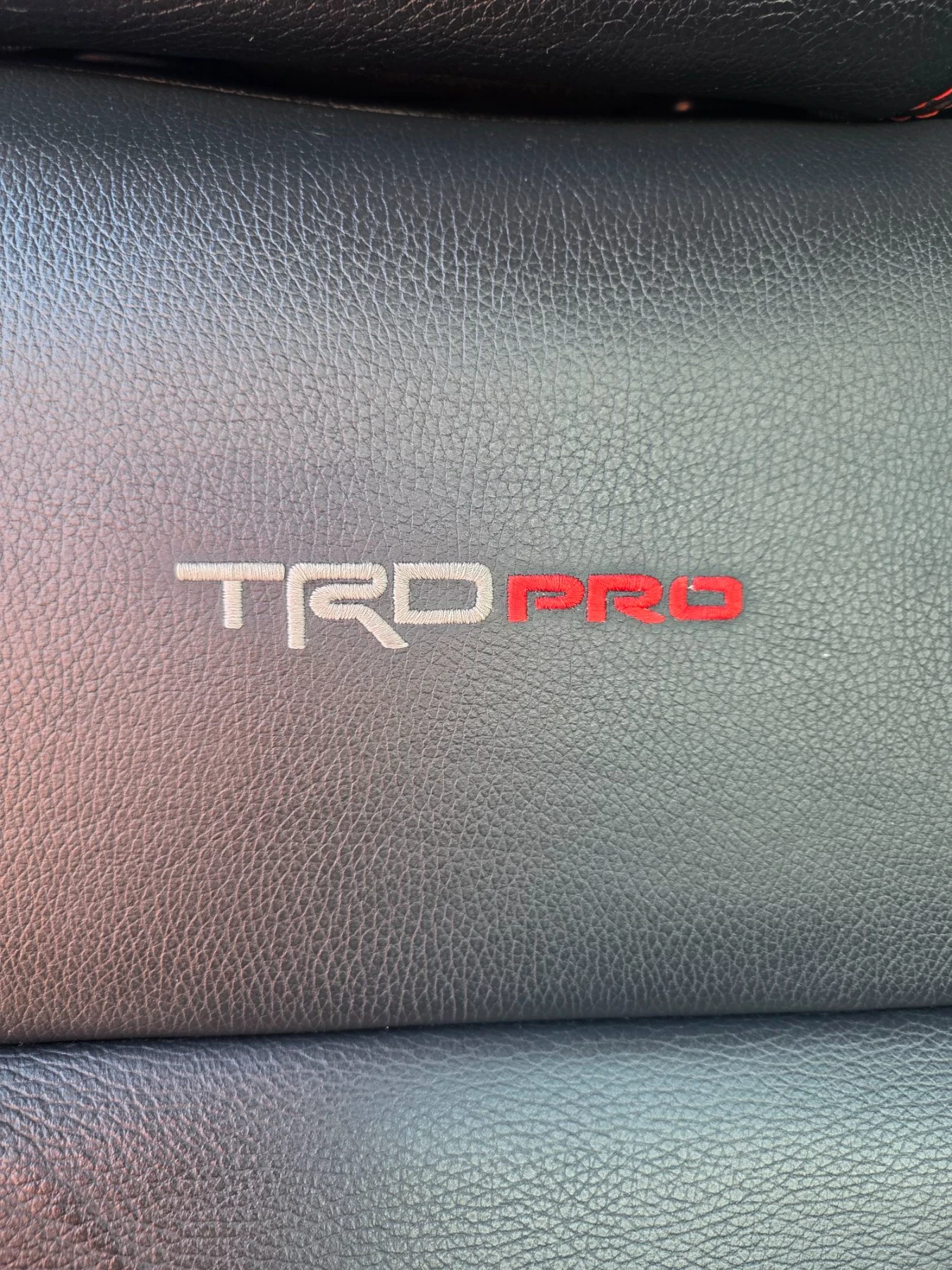 Toyota Tundra TRD PRO, снимка 10 - Автомобили и джипове - 55733014