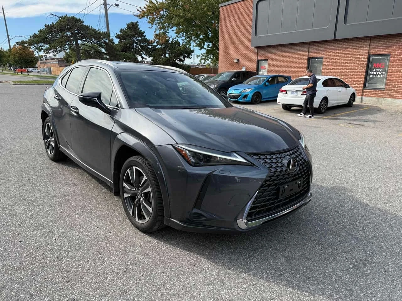 Lexus UX 300h  * CARFAX * ОПЦИЯ ЗА ФИНАНСИРАНЕ, снимка 3 - Автомобили и джипове - 56273464