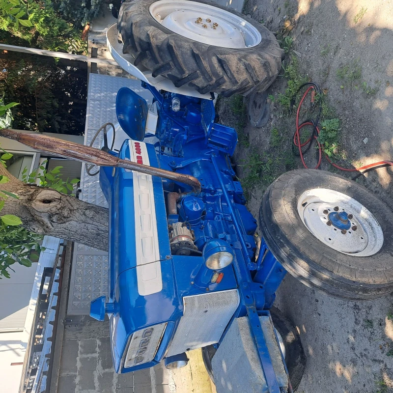 Трактор Ford 4000, снимка 2 - Селскостопанска техника - 51815665