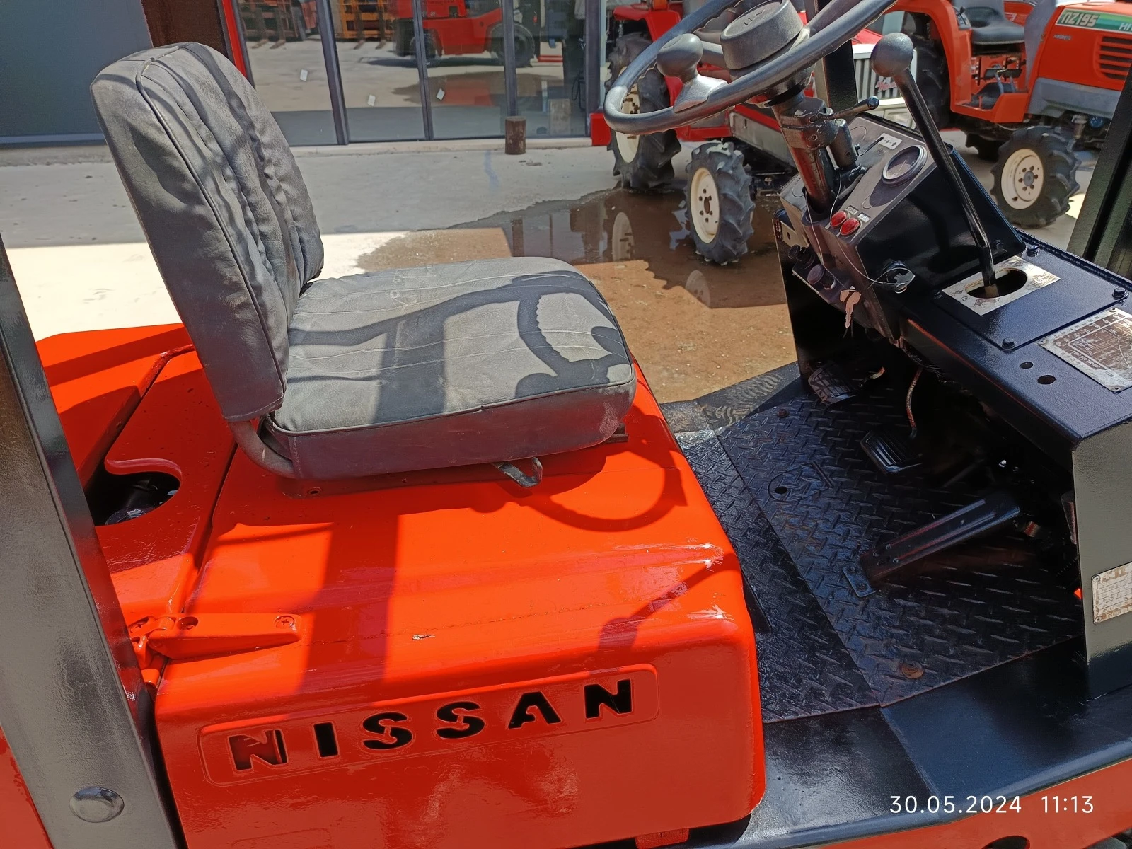  Nissan    | Mobile.bg   6