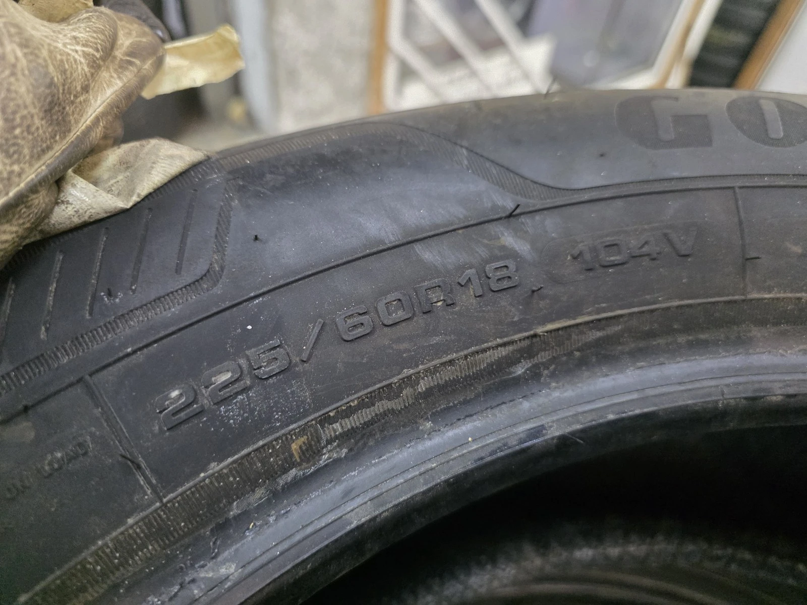 Гуми Всесезонни 225/60R18, снимка 8 - Гуми и джанти - 56664395