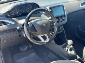 Peugeot 208 ЗА КОМПЮТЪР! 1.2T Автоматик 110кс. - 7700 лв. - 29024738 | Car24.bg