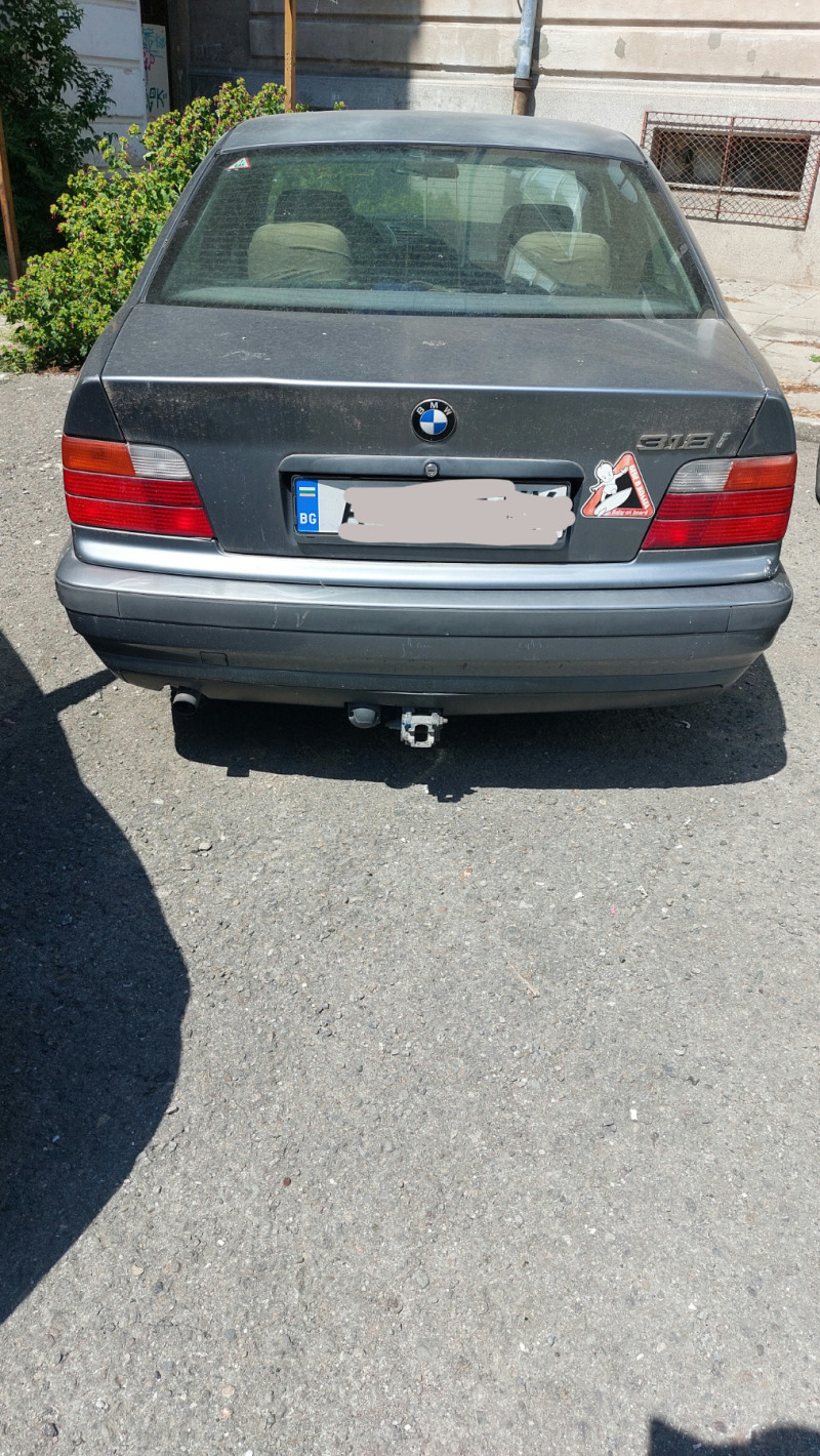 BMW 318, снимка 4 - Автомобили и джипове - 45606017