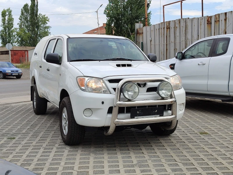 Toyota Hilux 2.5d4d 125hp, снимка 13 - Автомобили и джипове - 47348467