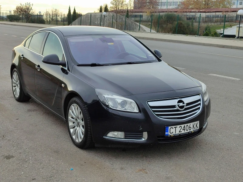 Opel Insignia 2.0t 220hp, снимка 1 - Автомобили и джипове - 48033491