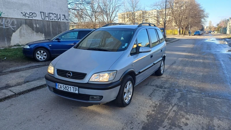 Opel Zafira 1.8 Газ-Бензин 7 местна , снимка 6 - Автомобили и джипове - 48436696