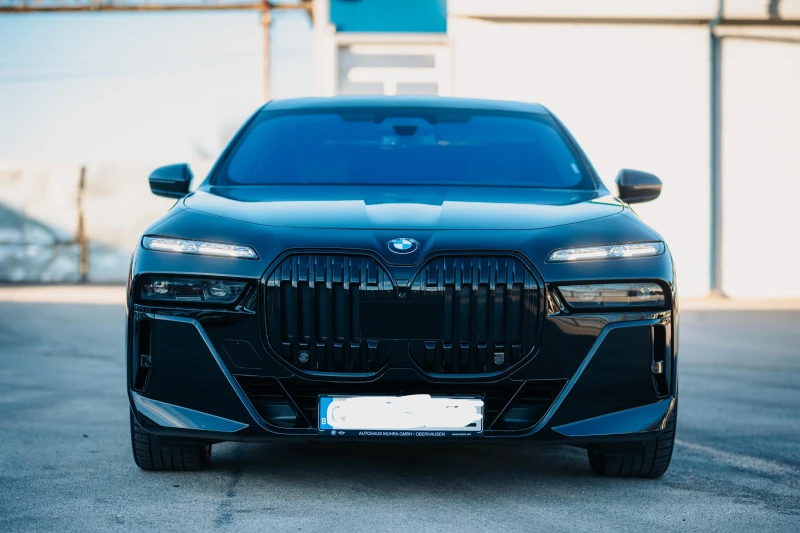 BMW 740 M Xdrive , снимка 1 - Автомобили и джипове - 48589881