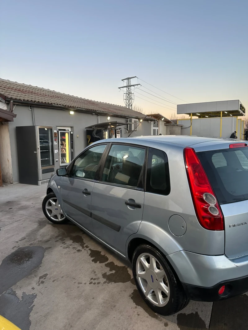 Ford Fiesta 1.4 TDCI, снимка 2 - Автомобили и джипове - 48743329