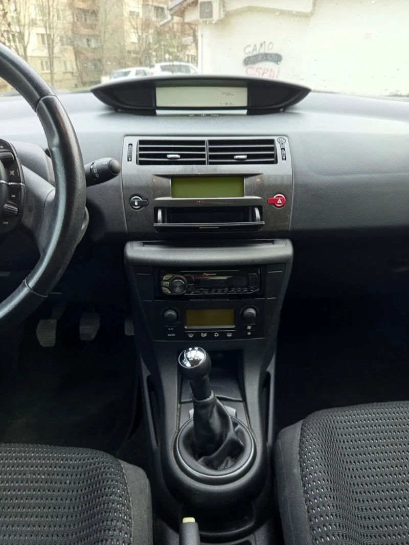 Citroen C4 1.6i, снимка 11 - Автомобили и джипове - 49483279