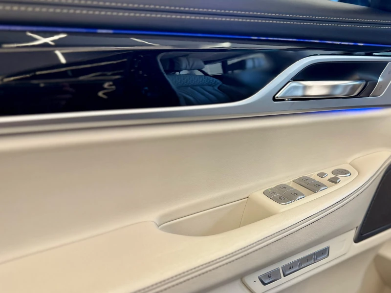 BMW 750 xDrive 50i* M* Carbon* Individual* Лизинг* , снимка 7 - Автомобили и джипове - 50604773