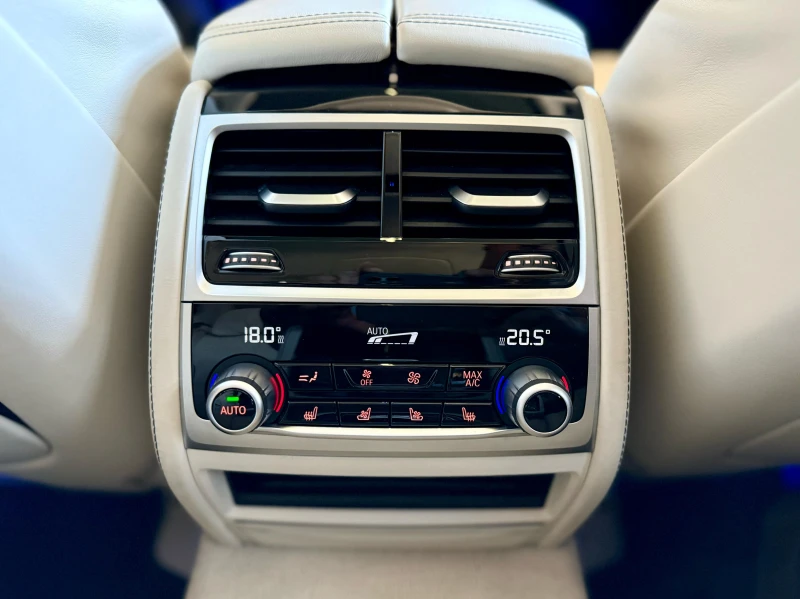 BMW 750 xDrive 50i* M* Carbon* Individual* Лизинг* , снимка 13 - Автомобили и джипове - 50604773