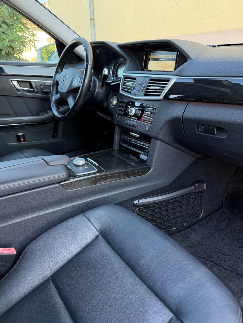 Mercedes-Benz E 350 114000 км, снимка 15 - Автомобили и джипове - 51265281