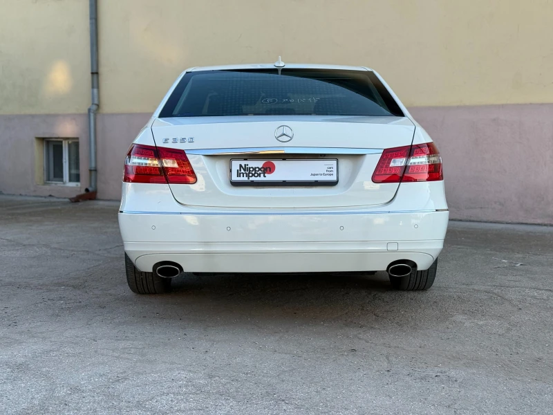 Mercedes-Benz E 350 114000 км, снимка 5 - Автомобили и джипове - 51265281
