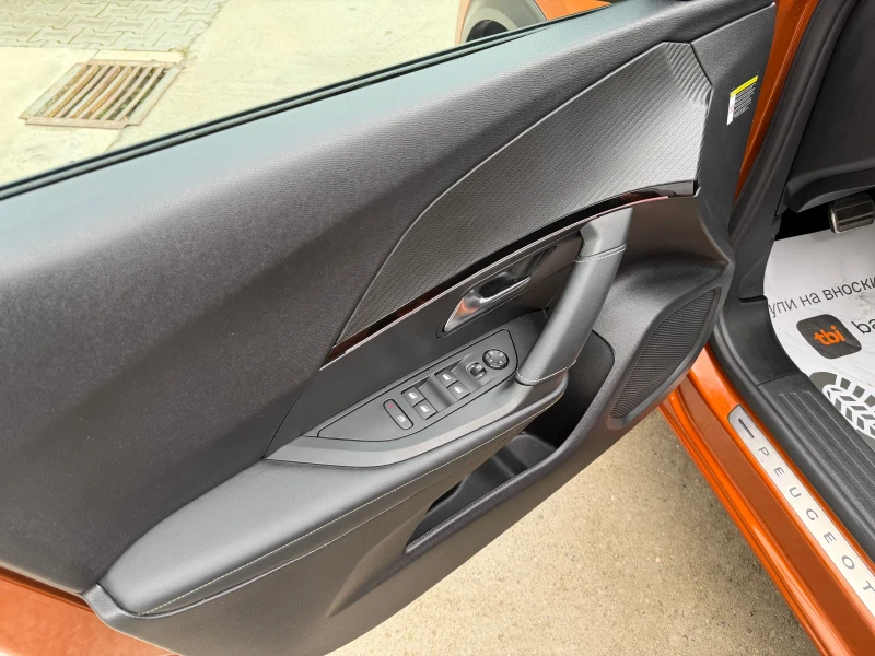 Peugeot 2008 1.5HDI GT-LINE* EAT8* 3D i-cockpit* , снимка 7 - Автомобили и джипове - 51850379