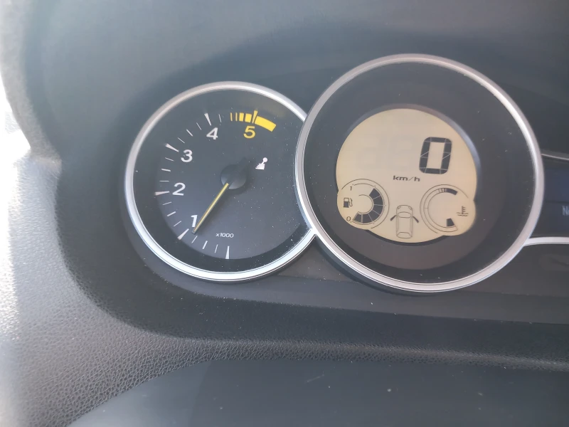 Renault Megane Renault Megane III 1.5 DCI , снимка 4 - Автомобили и джипове - 52914151