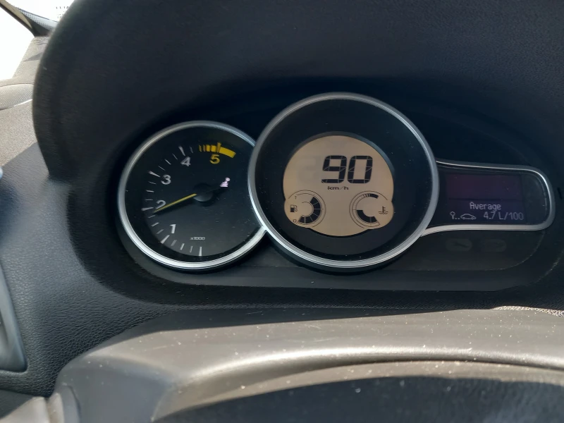 Renault Megane Renault Megane III 1.5 DCI , снимка 5 - Автомобили и джипове - 52914151