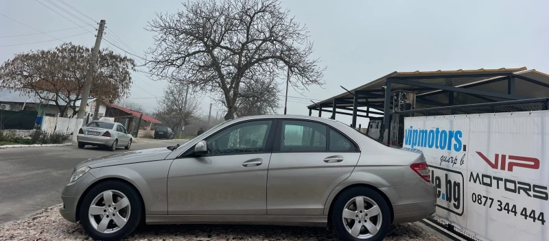 Mercedes-Benz C 220 CDI XENON/NAVI/KAMERA/SEDAN/6sk/KLIMATRONIK/UNIKAT, снимка 3 - Автомобили и джипове - 52856676