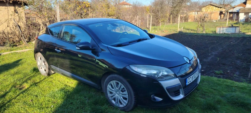 Renault Megane, снимка 2 - Автомобили и джипове - 52893796