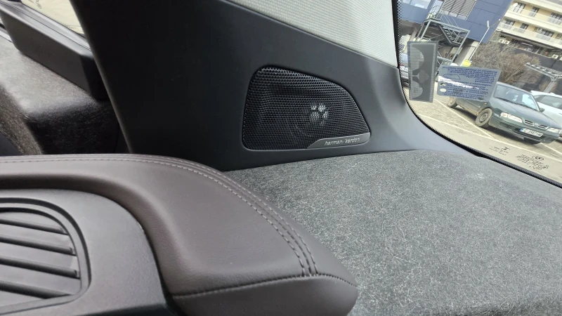 BMW i3 S Термопомпа, Дистроник, Аndroid auto, снимка 13 - Автомобили и джипове - 53132397