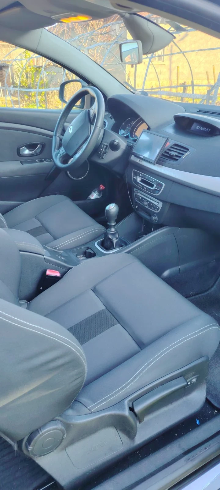 Renault Megane, снимка 9 - Автомобили и джипове - 52893796