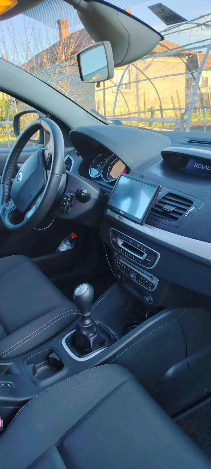 Renault Megane, снимка 7 - Автомобили и джипове - 52893796