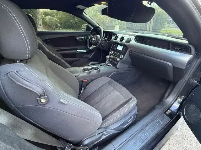 Ford Mustang GT, снимка 15 - Автомобили и джипове - 54861976