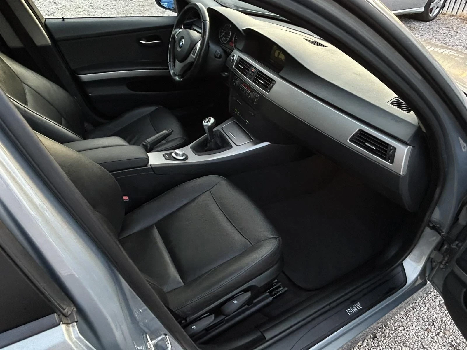 BMW 320 D-163к.с. НАВИ+ ШВЕЙЦАРИЯ+ ПАНОРАМА - изображение 9