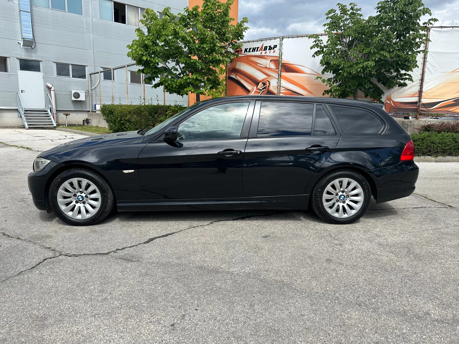 BMW 318 2.0d 143 к.с. - изображение 2