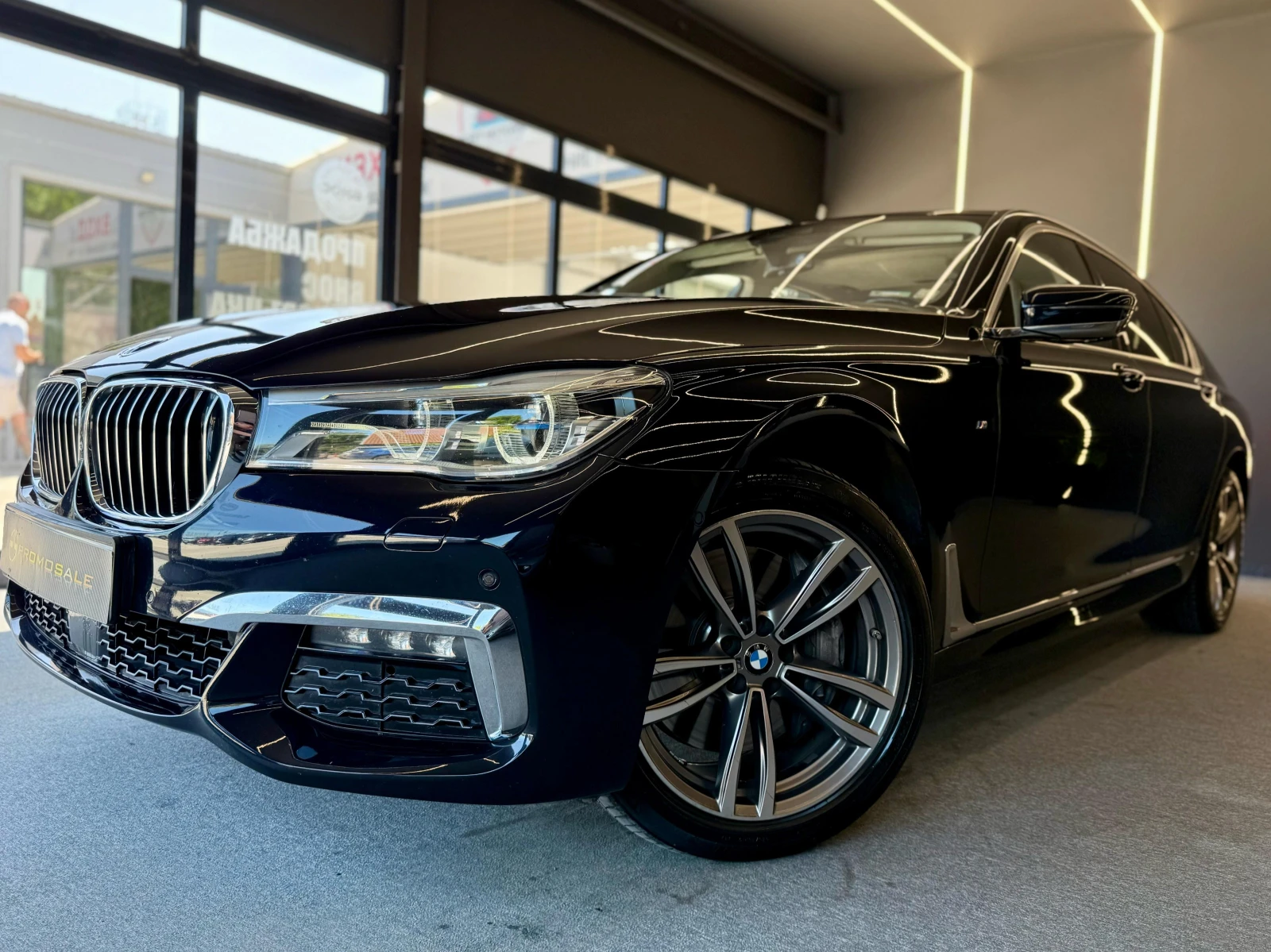 BMW 750 xDrive 50i* M* Carbon* Individual* Лизинг*  - изображение 3