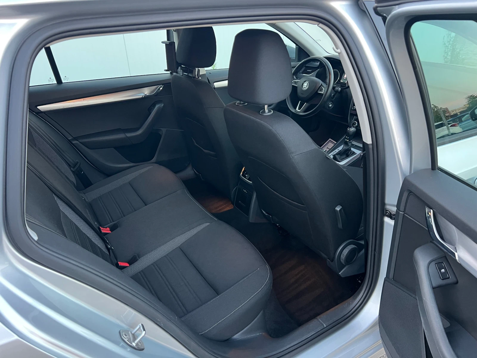 Skoda Octavia 1.6TDI//EURO/6 /   | Mobile.bg   13