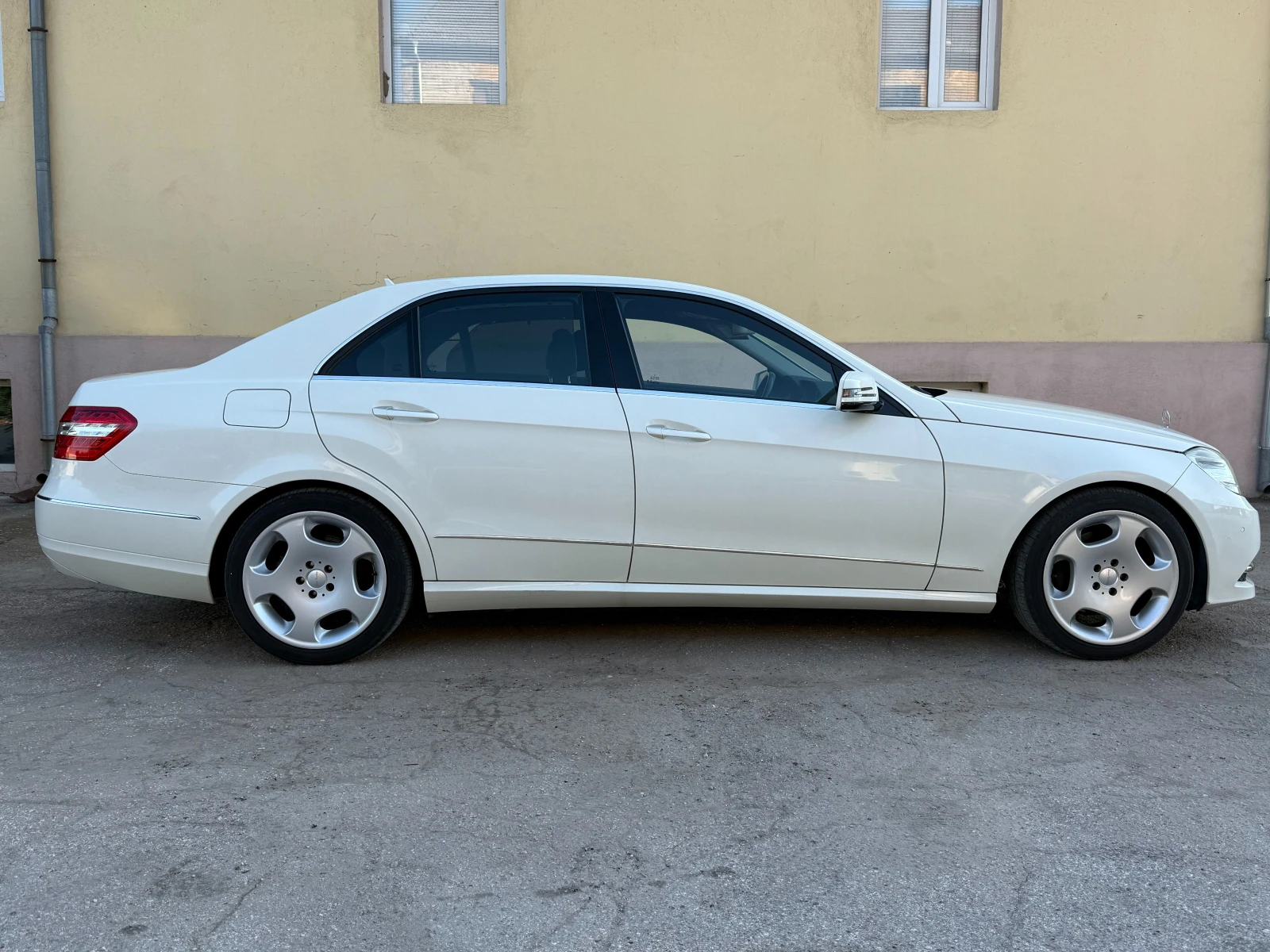 Mercedes-Benz E 350 Япония 114000км - изображение 7