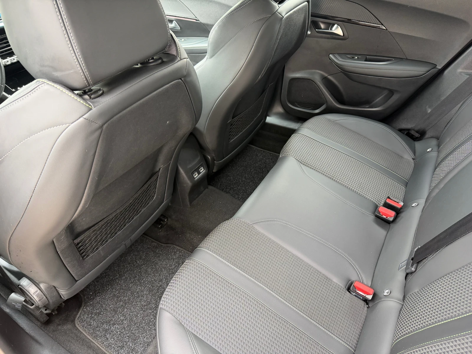 Peugeot 2008 1.5HDI GT-LINE* EAT8* 3D i-cockpit*  - изображение 8